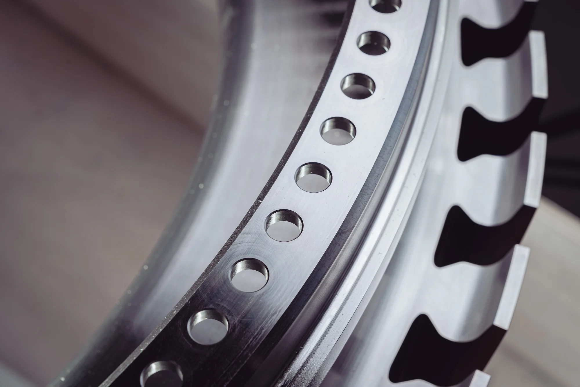 Compressor disc